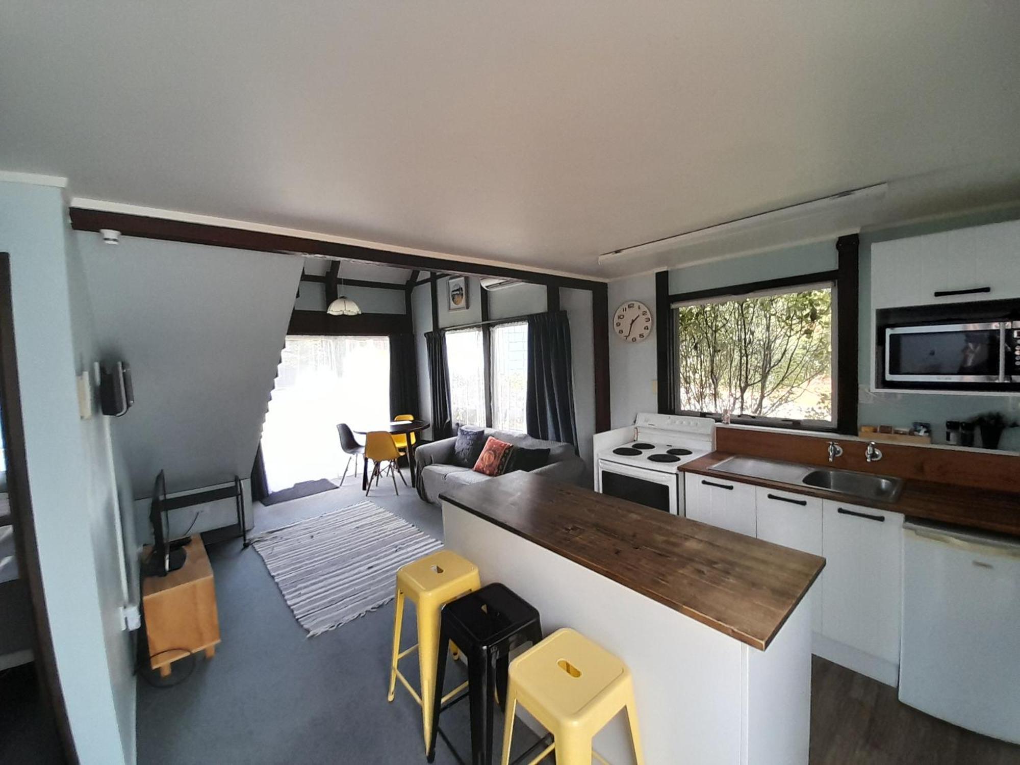 Tokaanu Lodge Motel Turangi Buitenkant foto