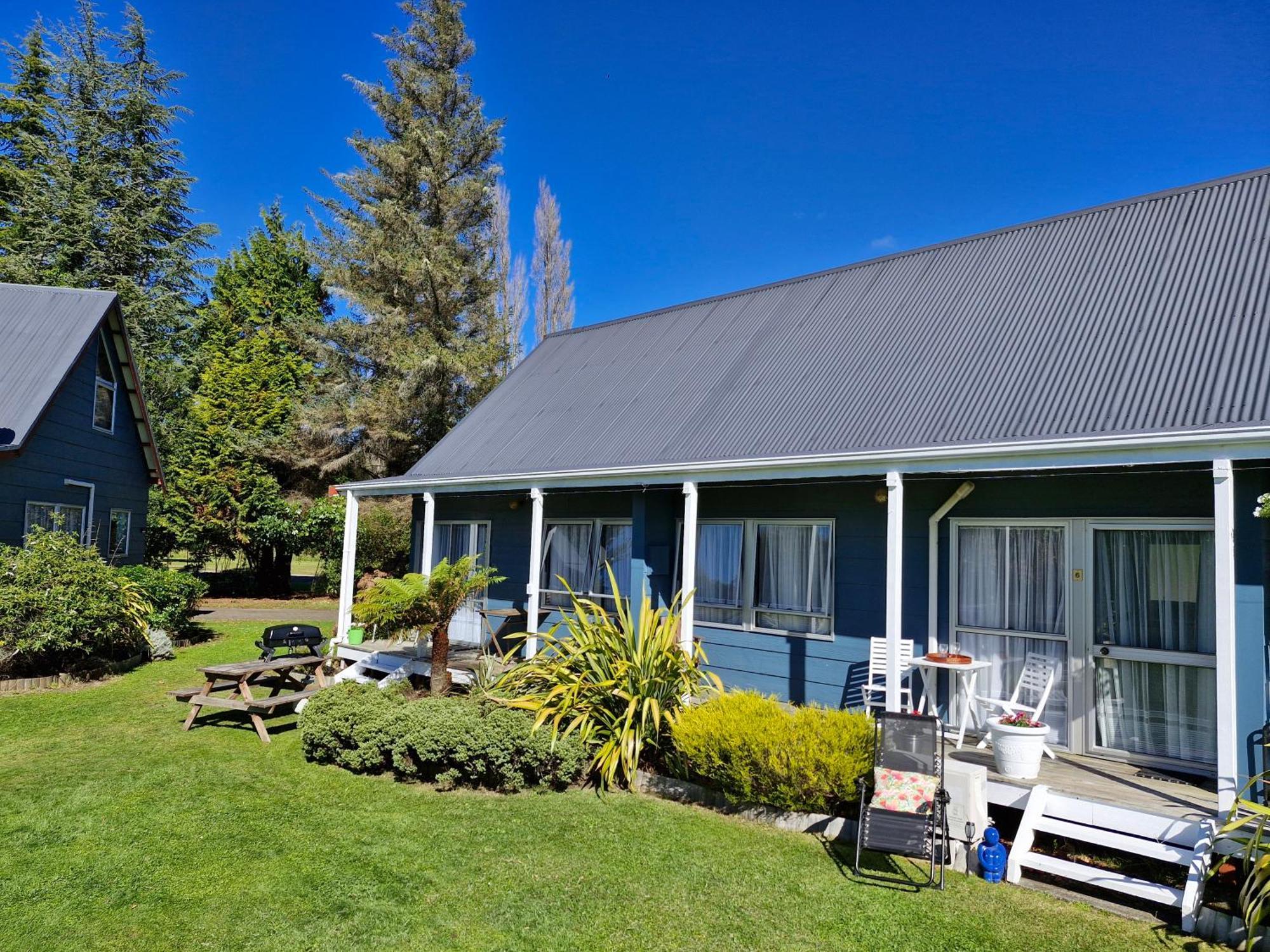 Tokaanu Lodge Motel Turangi Buitenkant foto